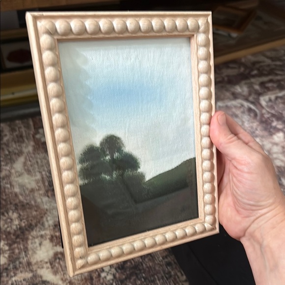 Elegant Cream Beaded Frame - Picture 1 of 9